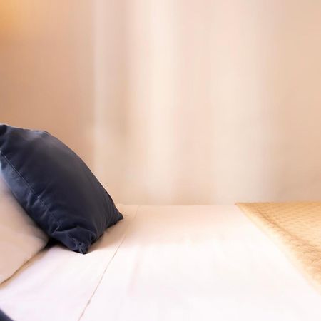 Kalie Rooms Guest House Cagliari Bagian luar foto