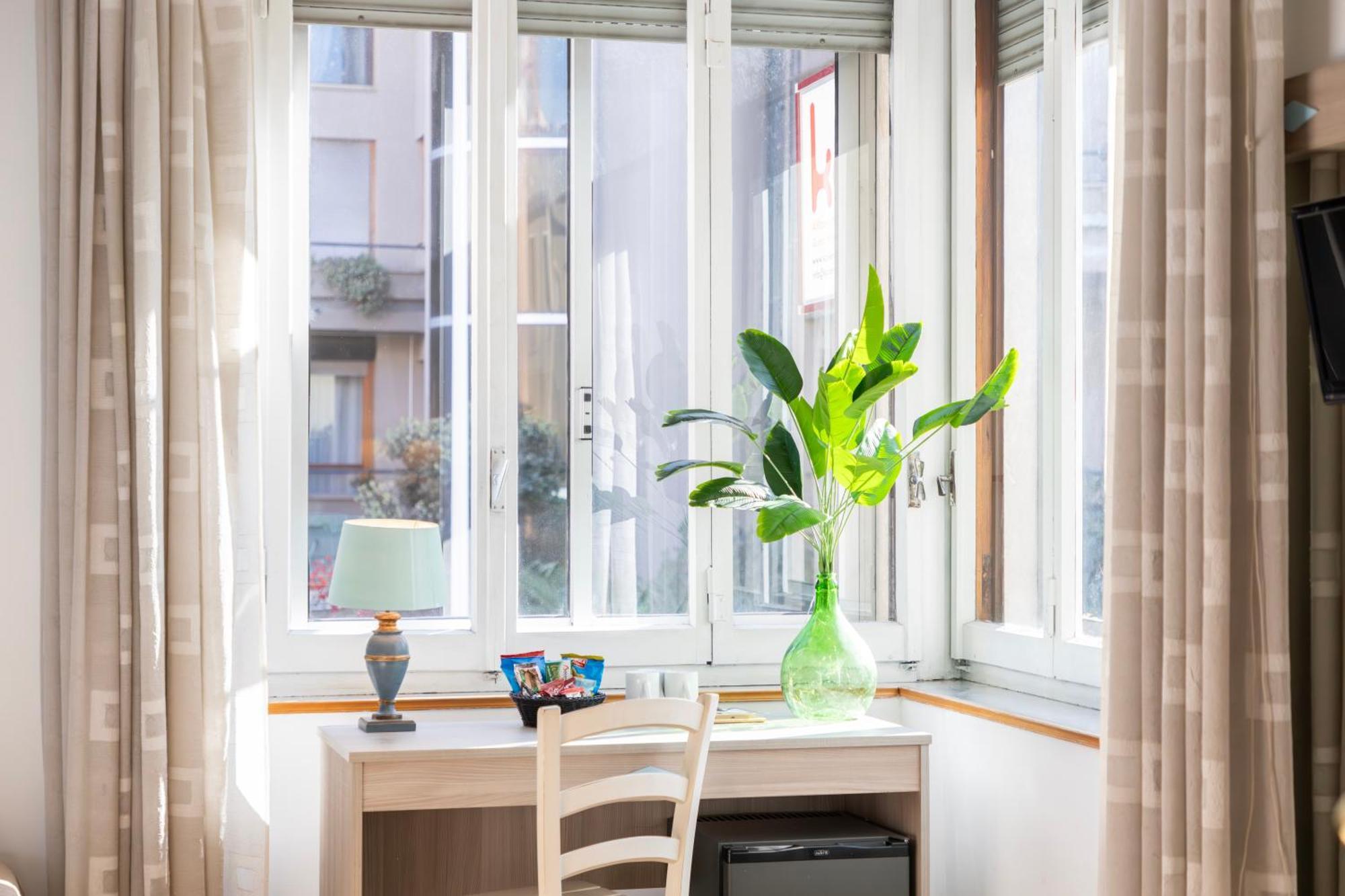 Kalie Rooms Guest House Cagliari Bagian luar foto